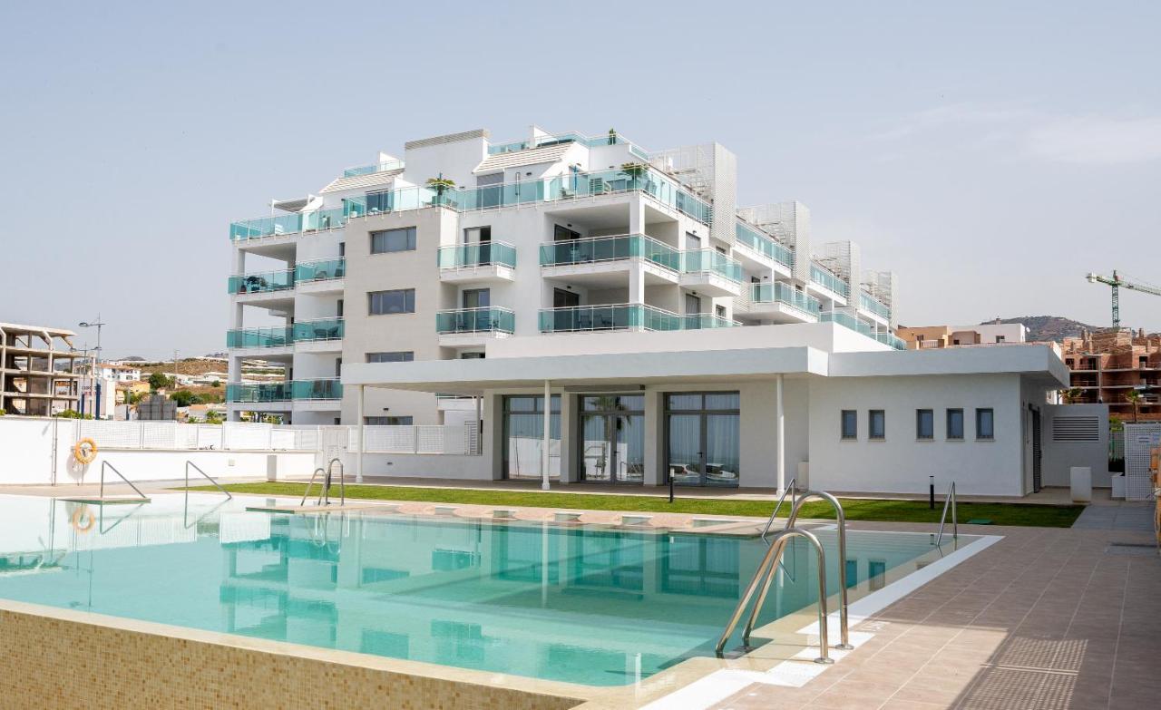 Seafront Duna Beach Luxury Apartment Торрокс-Коста Экстерьер фото