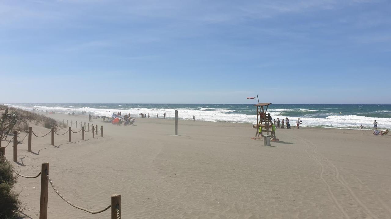 Seafront Duna Beach Luxury Apartment Торрокс-Коста Экстерьер фото